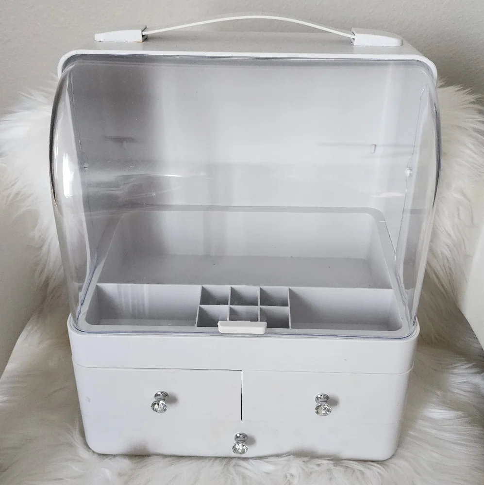 N/A white portable